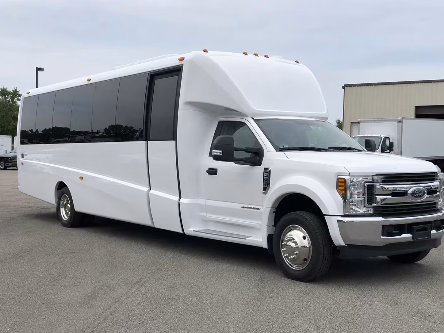 20 passenger minibus