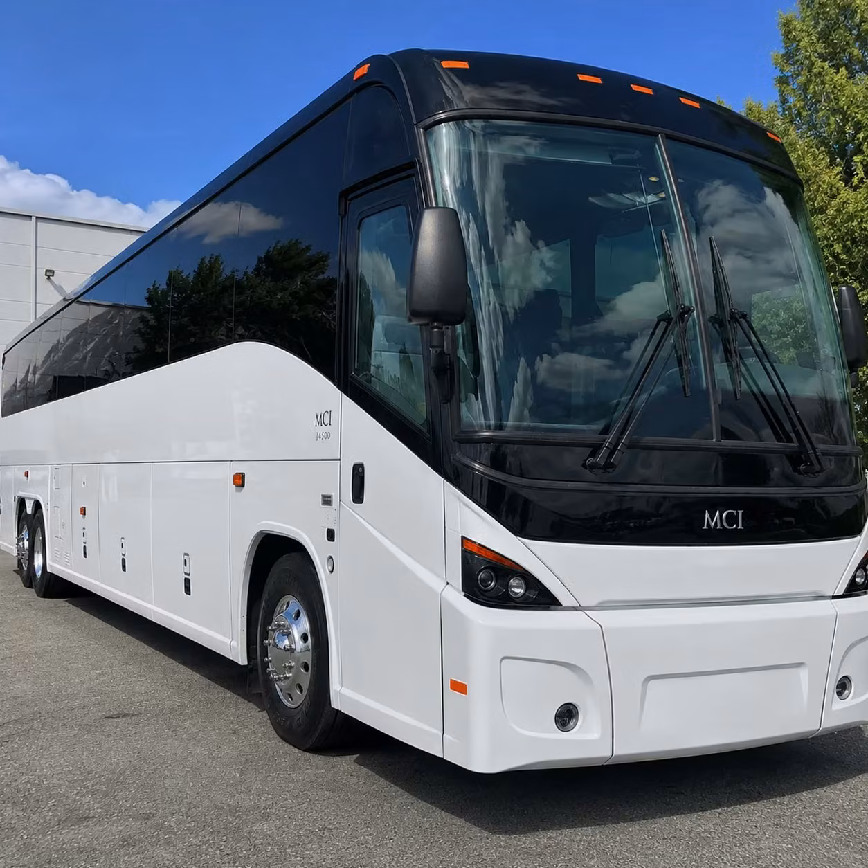 greensboro wedding guest airport shuttles that keep your timeline tight