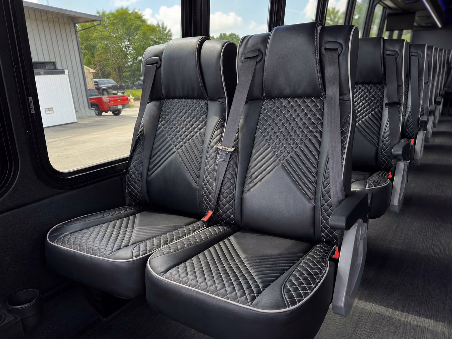 minibus rentals for smaller prom groups across guilford county